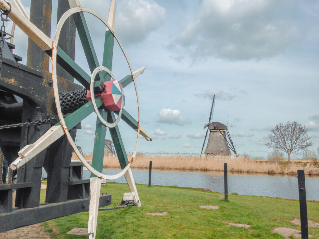 kinderdijk windmill 